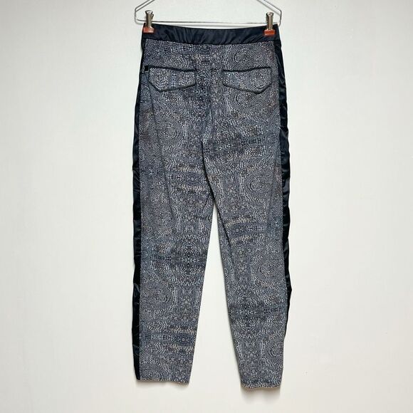 Lululemon Rise & Shine Trouser
Bead Envy Silver Spoon Multi / Black Sz 4 - Picture 7 of 10